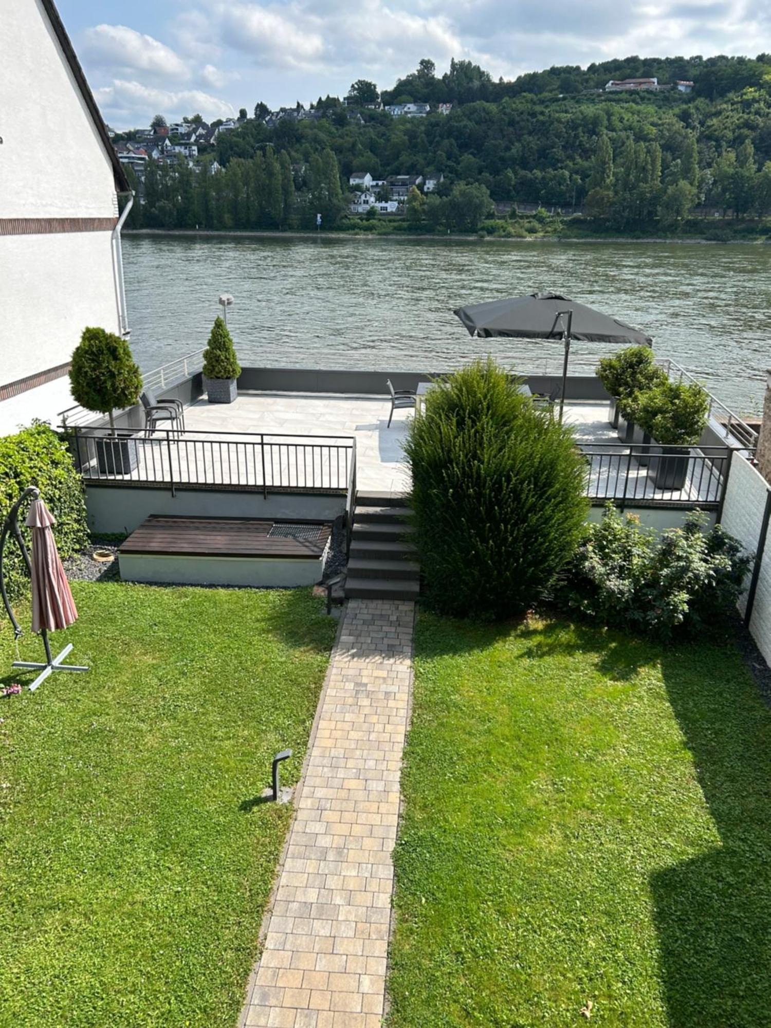 Haus Rheinterrasse Villa Koblenz  Exterior photo